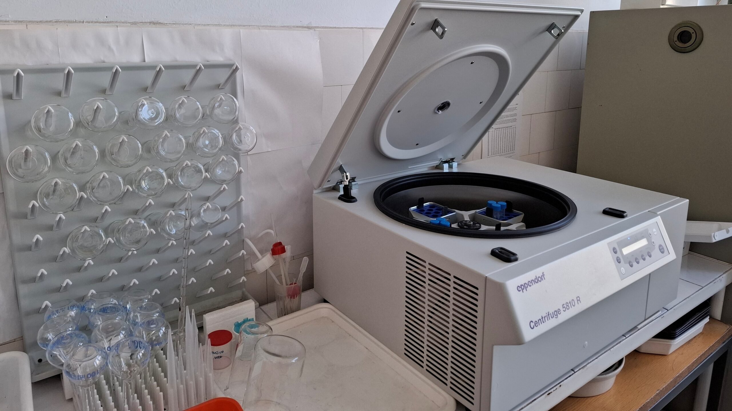 Image-8-Department-for-Plant-Material-Testing